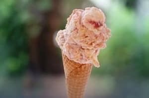 How to make strawberry ice cream