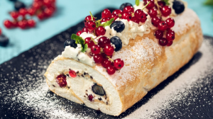 Summer Berry Meringue Roll - This roll is one of the best summer desserts ever. The meringue is soft, light and airy with a topping of mascarpone and fresh berries, the perfect balance between sweet and sour.