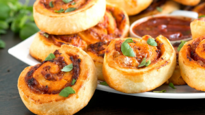 How to make Pizza Pinwheels