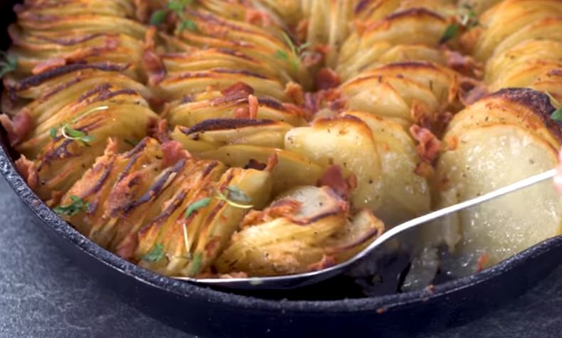 How to Make Crispy Sliced Roasted Potatoes