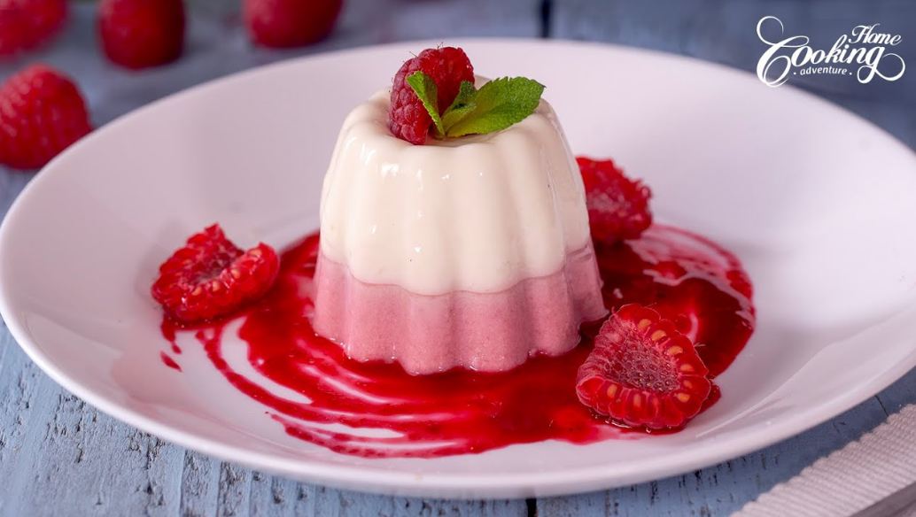 How to Make Vanilla and Raspberry Panna Cotta