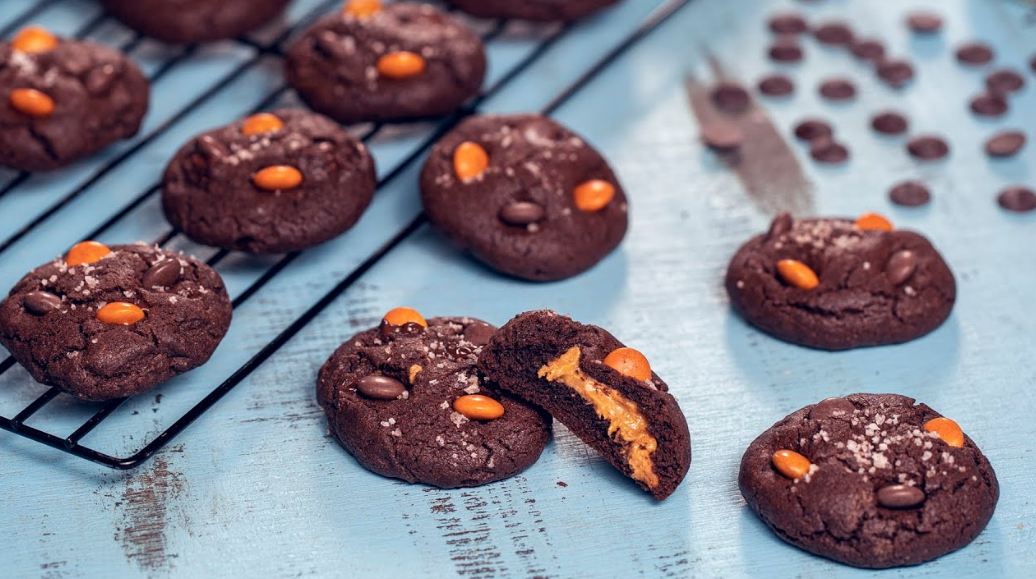 How To Make Peanut Butter Stuffed Chocolate Chip Cookies