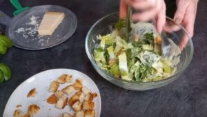 how to make Caesar salad with chicken