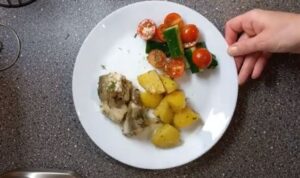 How to make Baked fish with potatoes