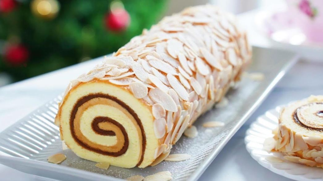 How to Make Almond Salted Caramel Roll