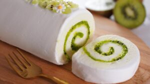 How to Make Kiwi Rolls