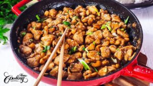 How to Make Cashew Chicken