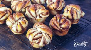 How to Make Twisted Cinnamon Rolls