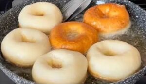 How to make delicious yeast donuts