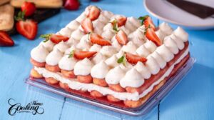 How to Make Strawberry Tiramisu