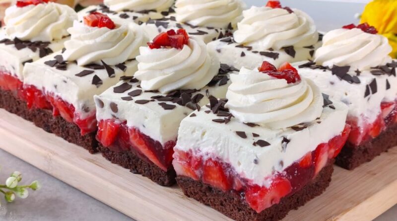 How to make strawberry cream cake