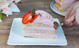 How to make strawberry cream cake