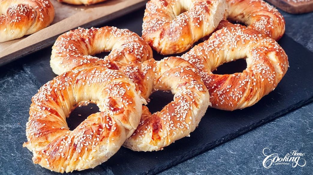 How to Make Twisted Cheese Flaky Bagels