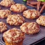 How to Make Apple Crumble Muffins