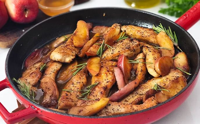 How to Make Chicken Apple Skillet